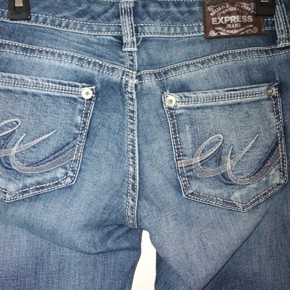 Express Jeans - Picture 3 of 5